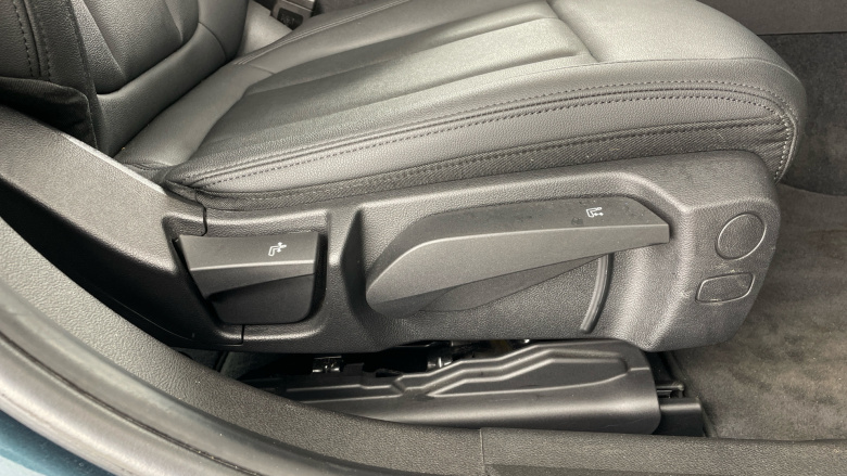 BMW 3 Series 320i SE 4dr Step Auto Petrol Saloon